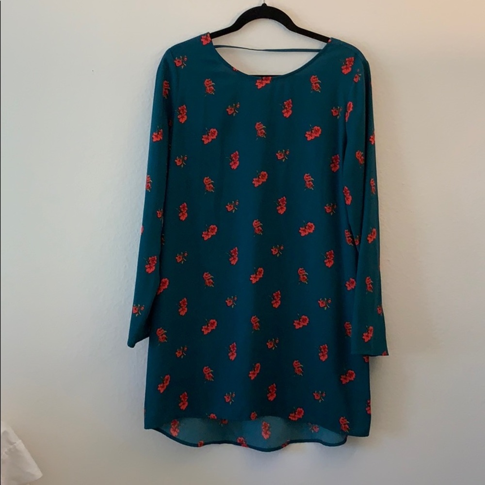 Long sleeve floral shift dress